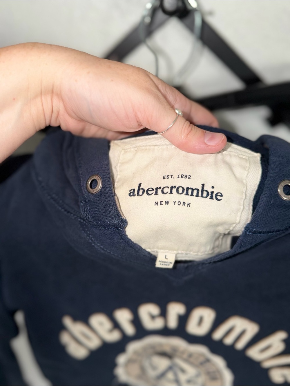 Abercrombie Girls Y2K Navy Logo Hoodie Sweatshirt Fleece Size Large - Picture 3 of 4